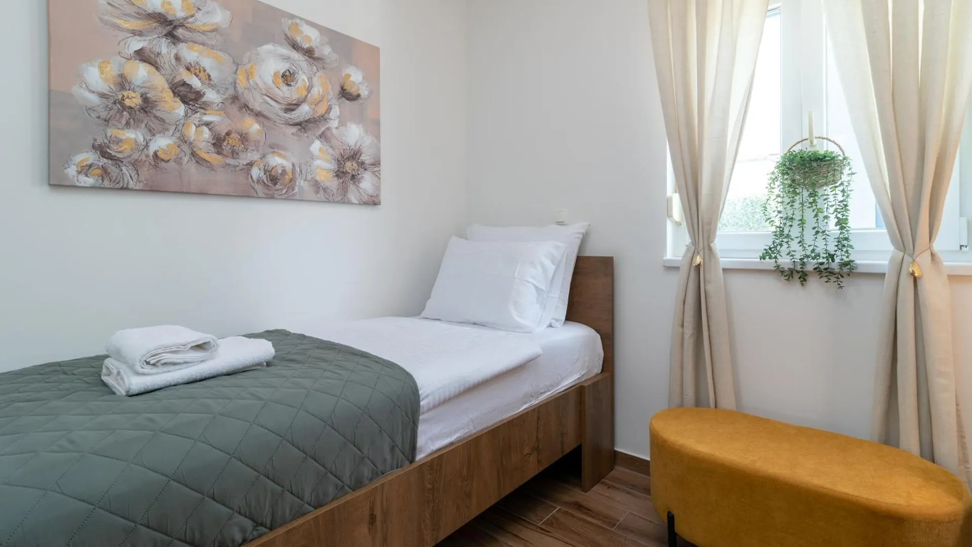 Argola Daire Trogir